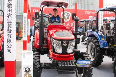 聚焦高端裝備 拓寬專業視野——學院學子參觀2023國際農業機械展覽會紀實